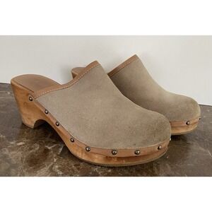Vtg Candies Tan Suede Slip on Wood Platform Clogs Mules Nailhead Grommets Y2K 6